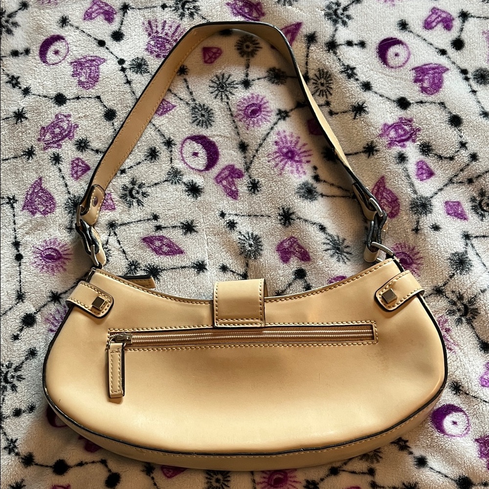 VINTAGE GUESS CURVE MINI PURSE - Picture 6 of 15